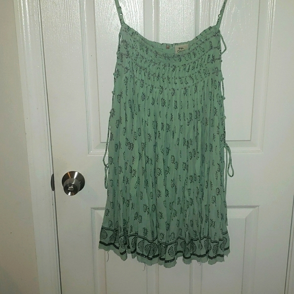 NWOT Free People  whimsical  dress with laces up the side.  Size M. NWOT - Picture 1 of 7